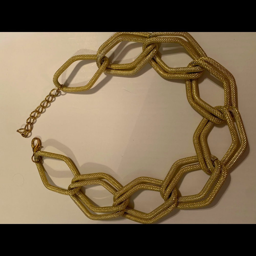 🍉 Chunky Gold Chained Necklace!